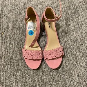 Pink size 10 high heals